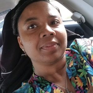 Meet your Posher, Veronica